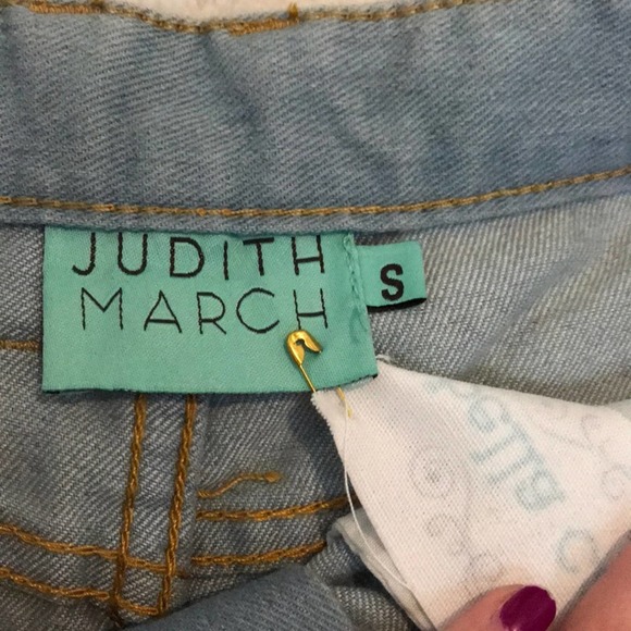 Small Judith March Denim Shorts - Picture 5 of 7